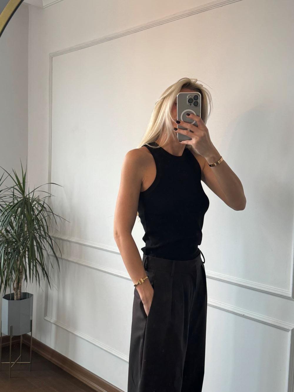 Halter Yaka Siyah Fitilli Uzun Body