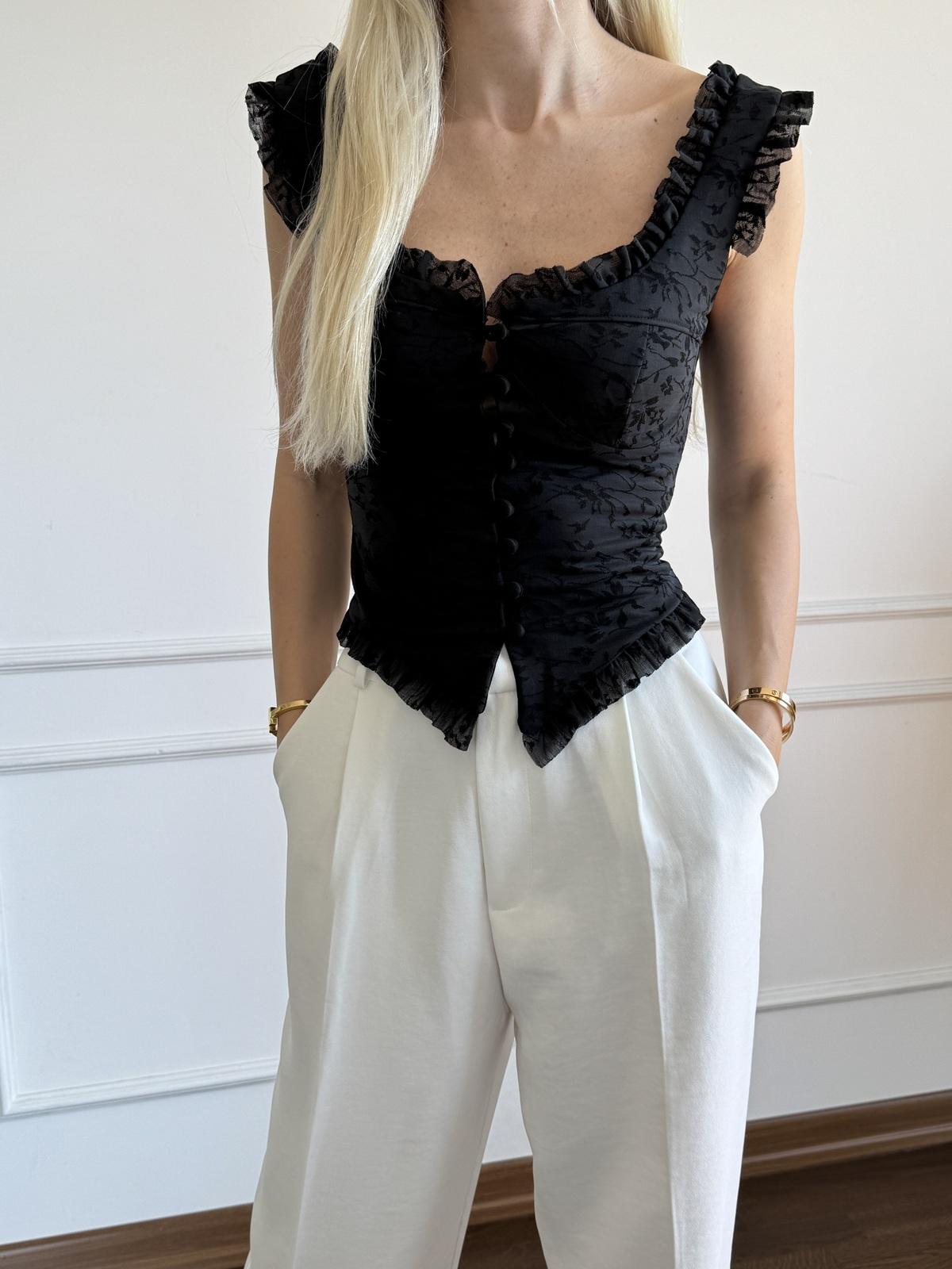 Siyah Fırfırlı Dantelli Bluz