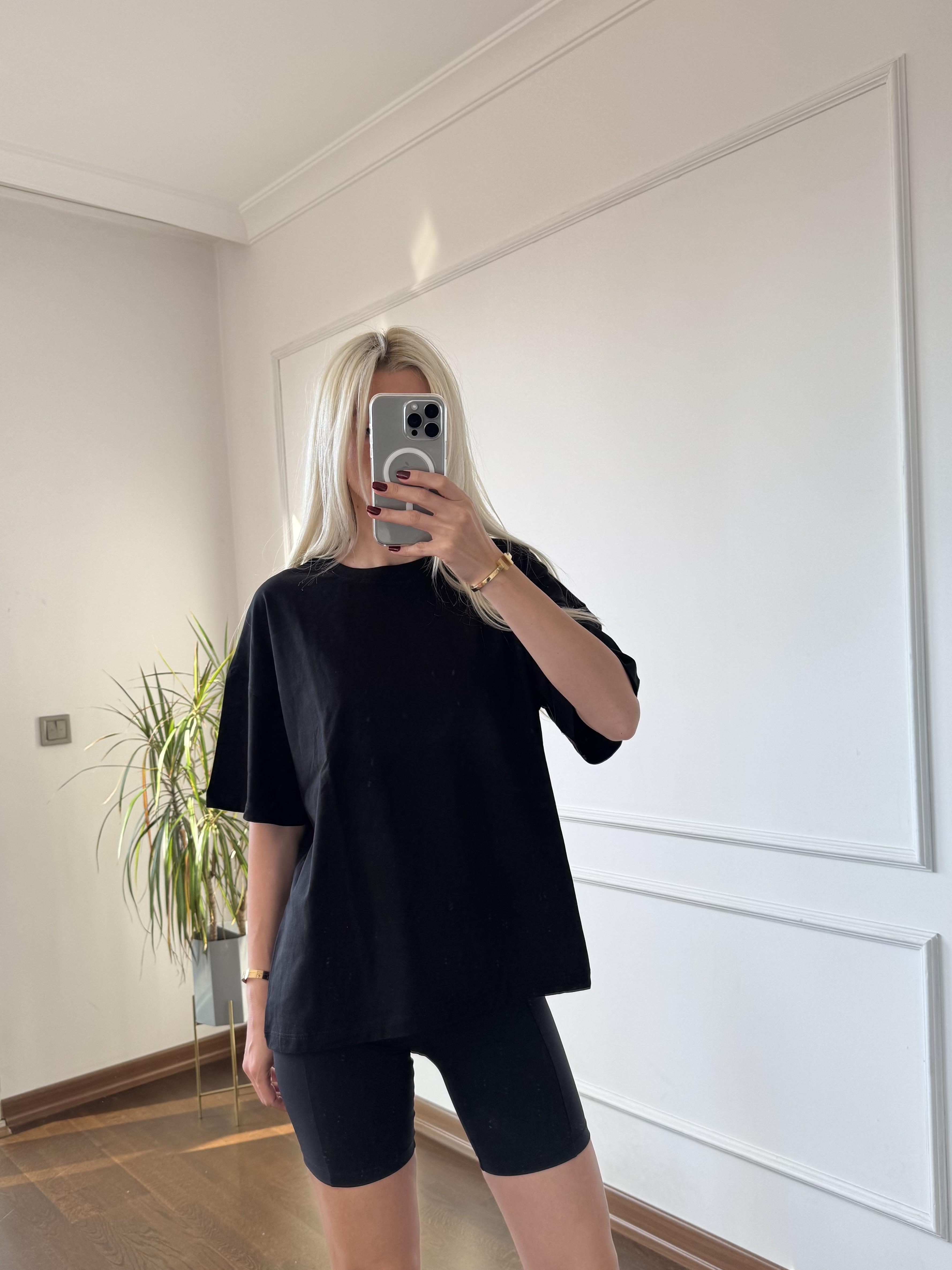 Oversize Basic Siyah Tshirt