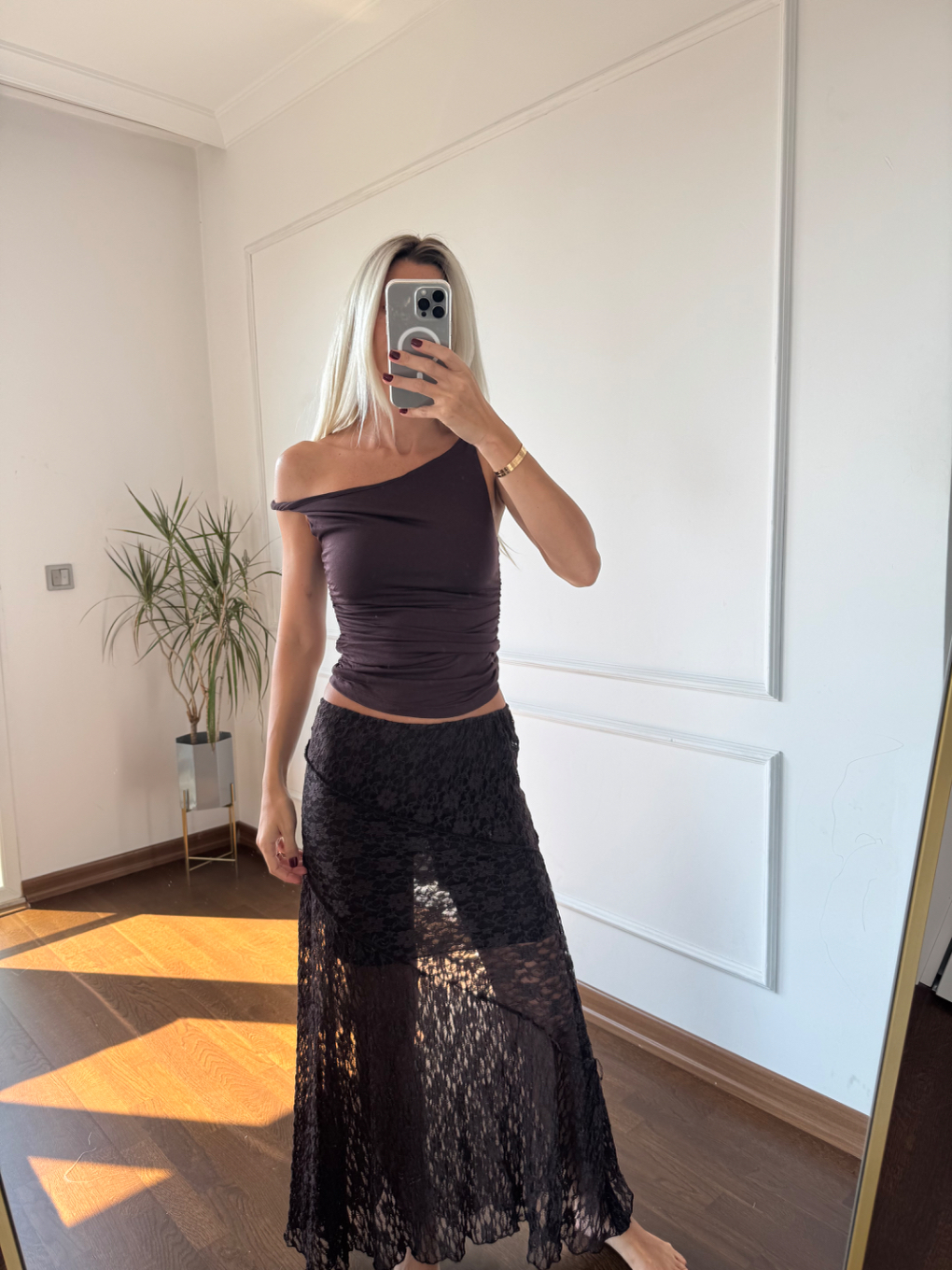 Kahverengi Dantelli Etek