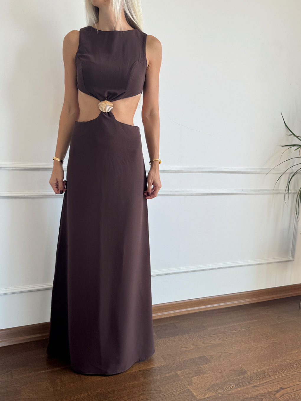 İstiridye Detaylı Kahverengi Elbise