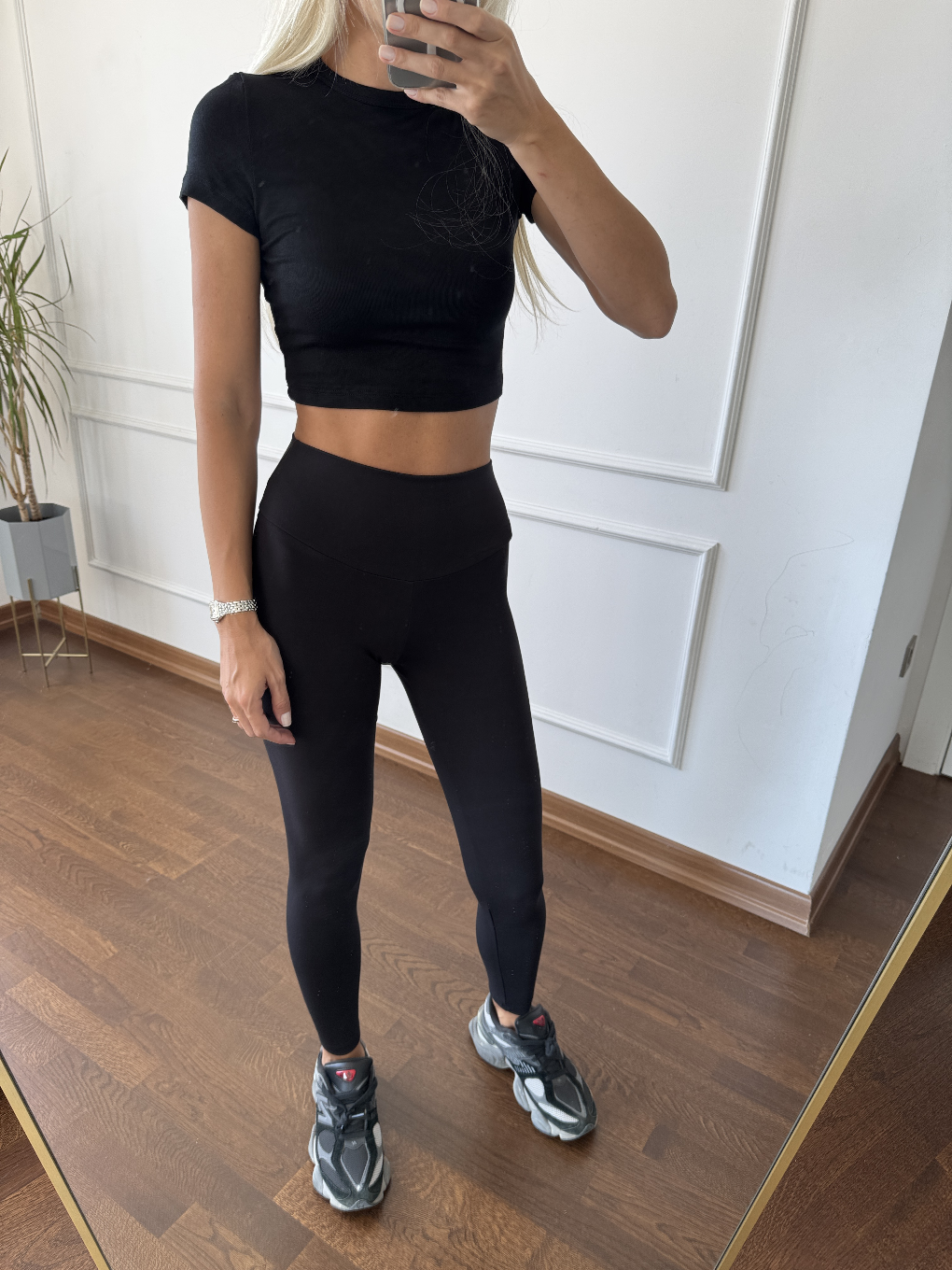 Siyah Yumuşak Dokulu Tayt