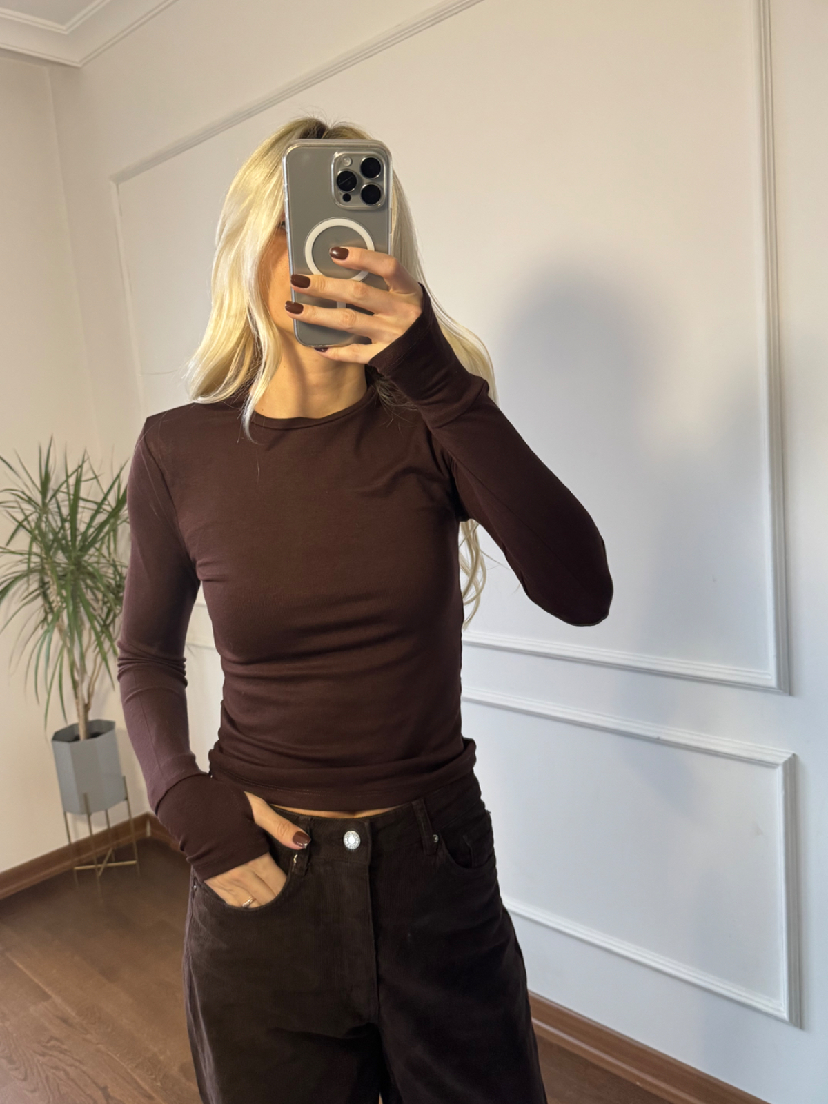 Bisiklet Yaka Parmak Geçmeli Kahverengi Örme Bluz