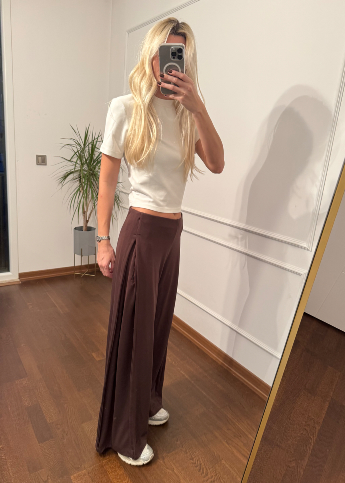 Yanları Pileli Bol Paça Kahverengi Eşofman