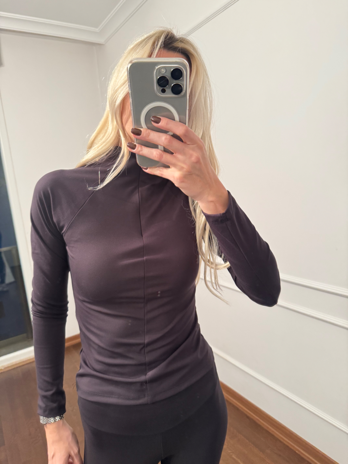 Siyah Modal Fermuarlı Spor Body