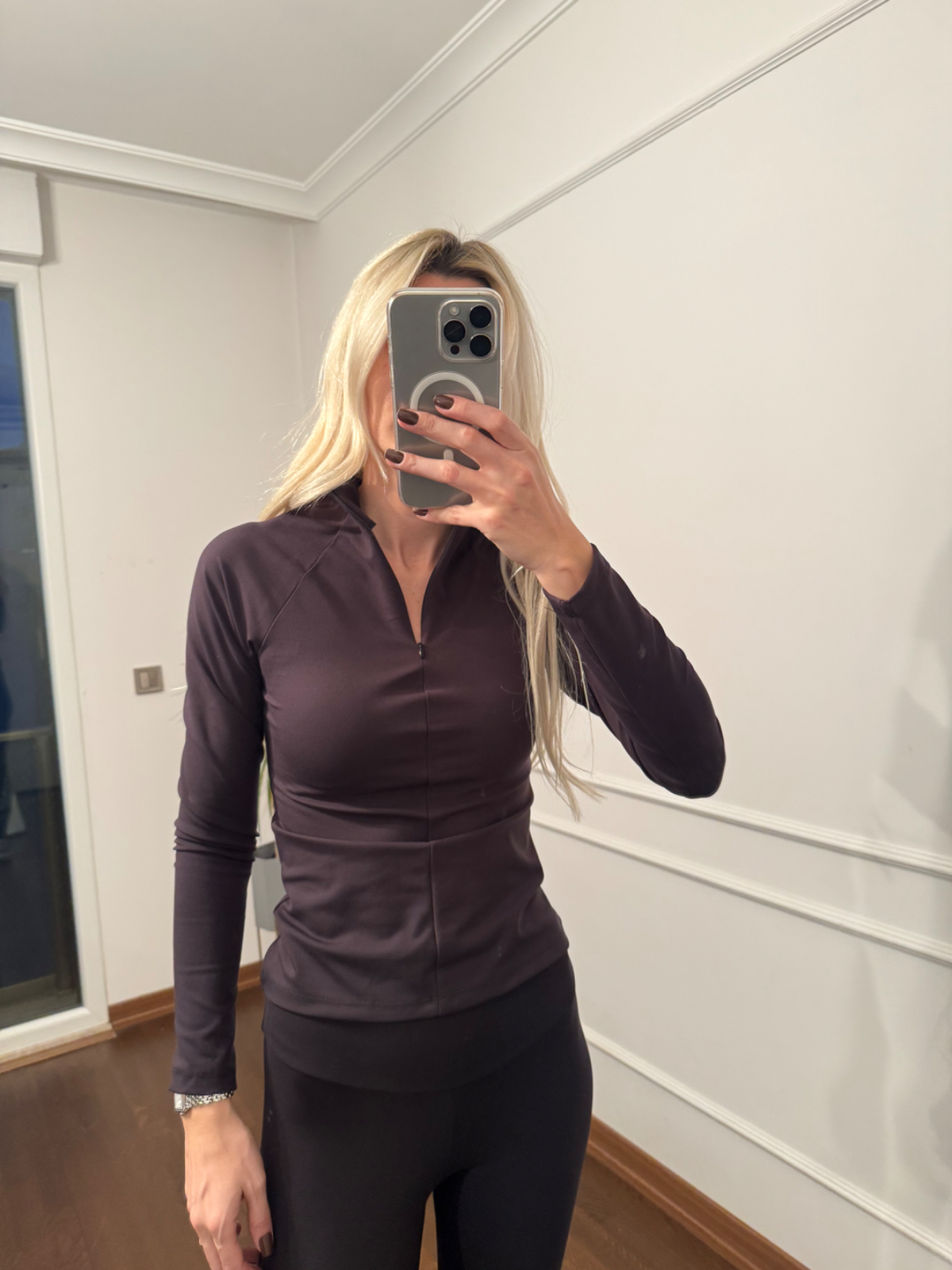 Siyah Modal Fermuarlı Spor Body